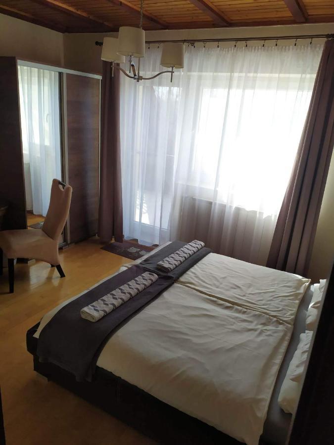 Szilvia Panzio B&B *